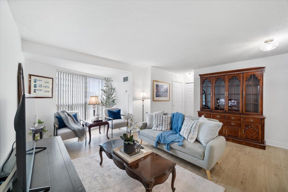 Exterior renovation of a Simcoe County home by Orchid Construction